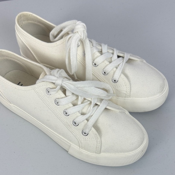 Just Fab Casual Athleisure First Timer Platform White Sneakers Size 9.5 - Picture 5 of 9